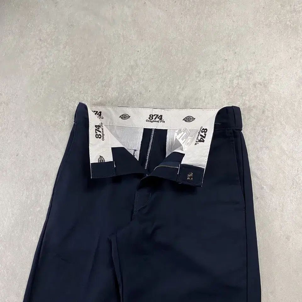 Dickies 874 오리지널 핏 32 (디키즈 네이비)