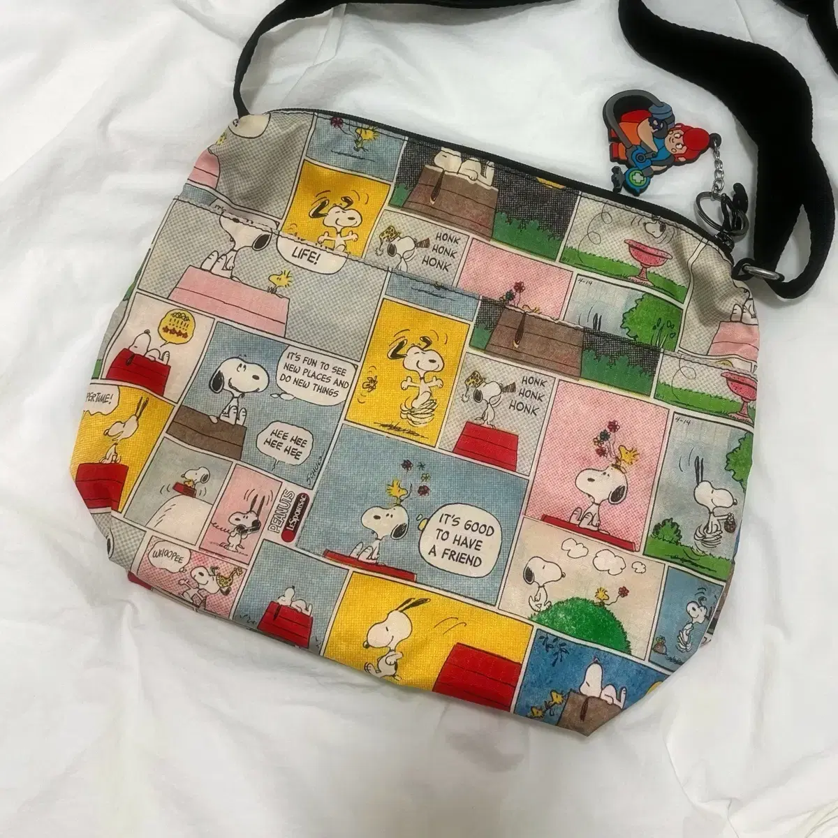 Lesportsac 레스포삭 X 스누피 크로스백