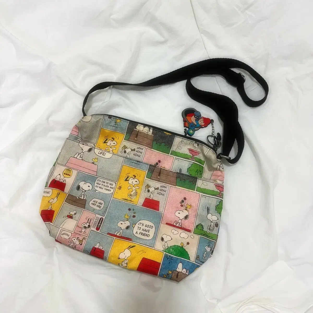 Lesportsac 레스포삭 X 스누피 크로스백