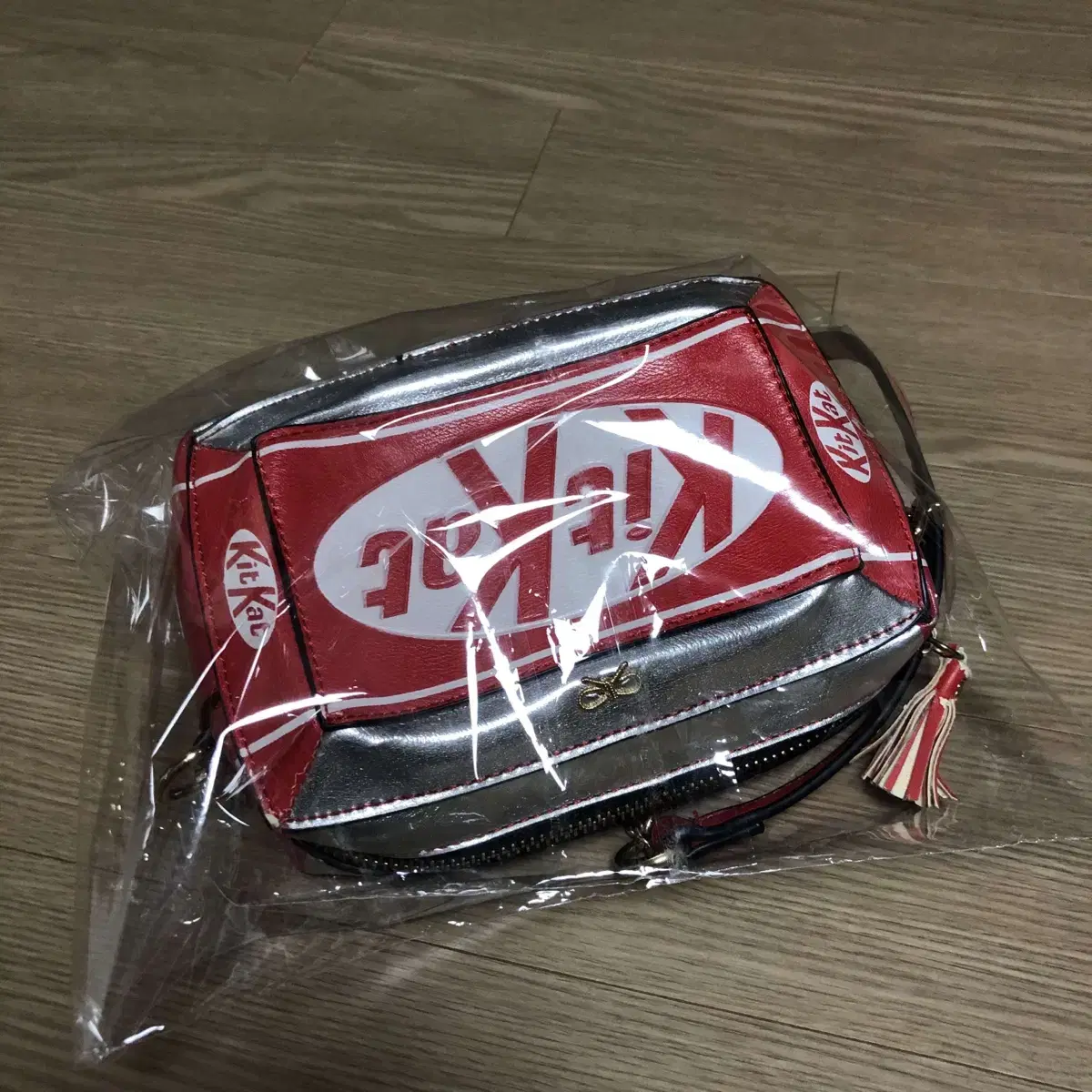 ONE SIZE) Y2K 스타일 킷캣 KITKAT 가죽 숄더백 가방 인테