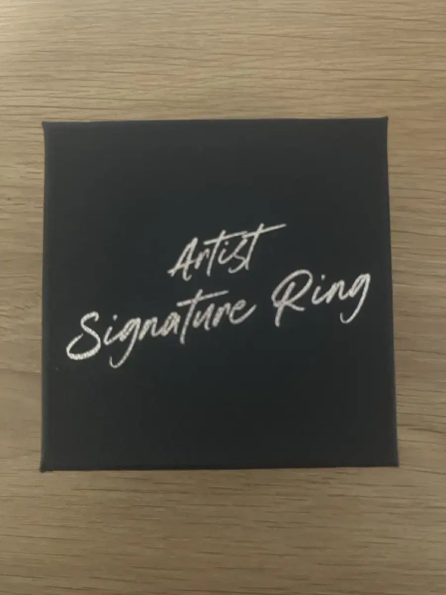 Exo sehun Artist cignature Vahn (signing ring)