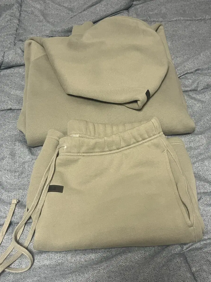 [M,M] 21FW Pierre of Godx Essential Hooded Vahn Setup Pistachio