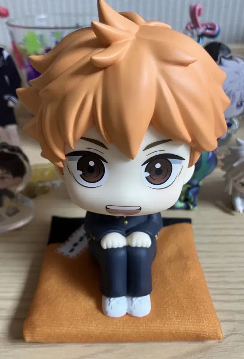 Haikyuu hinata unsealed with look-up cushion