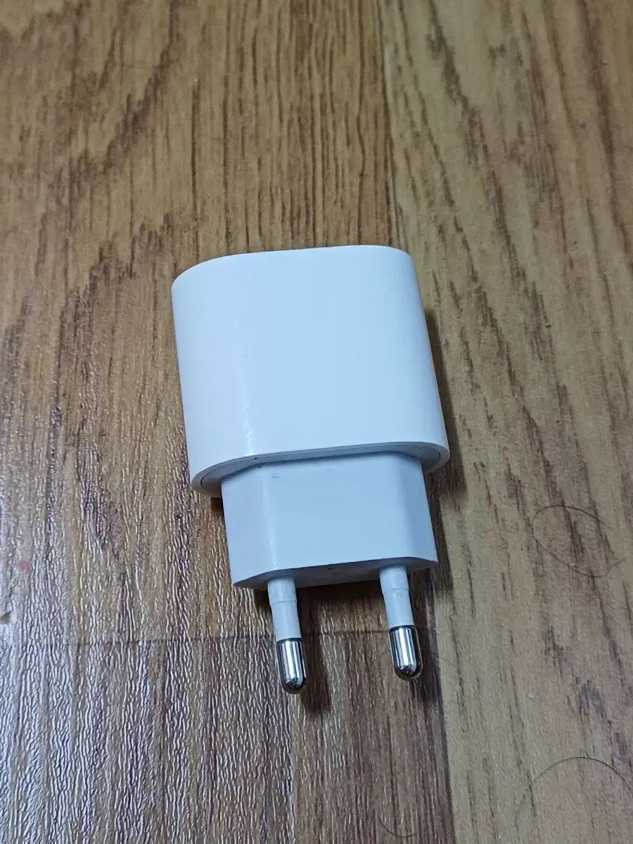 Apple Type-C Adapter