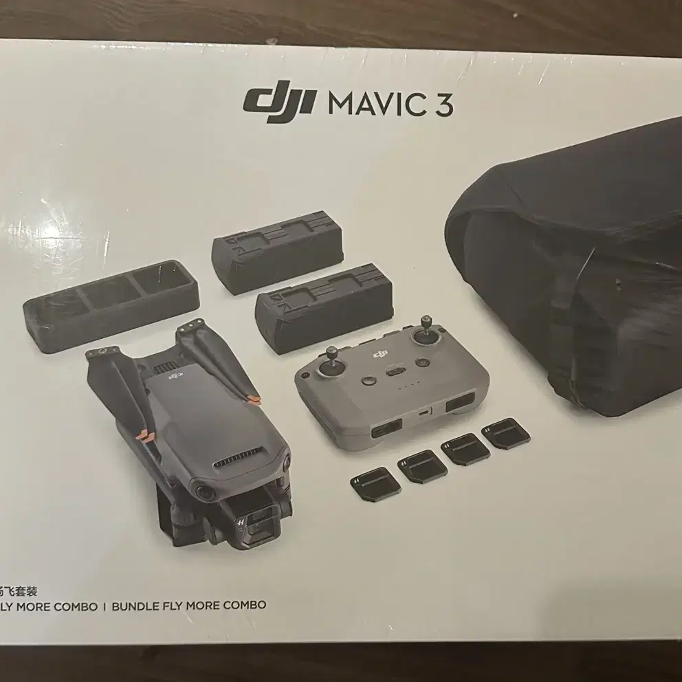 DJi Mavic 3 플라이모어 콤보