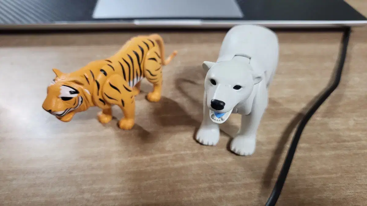 Playmobil Polar Bear, Tiger