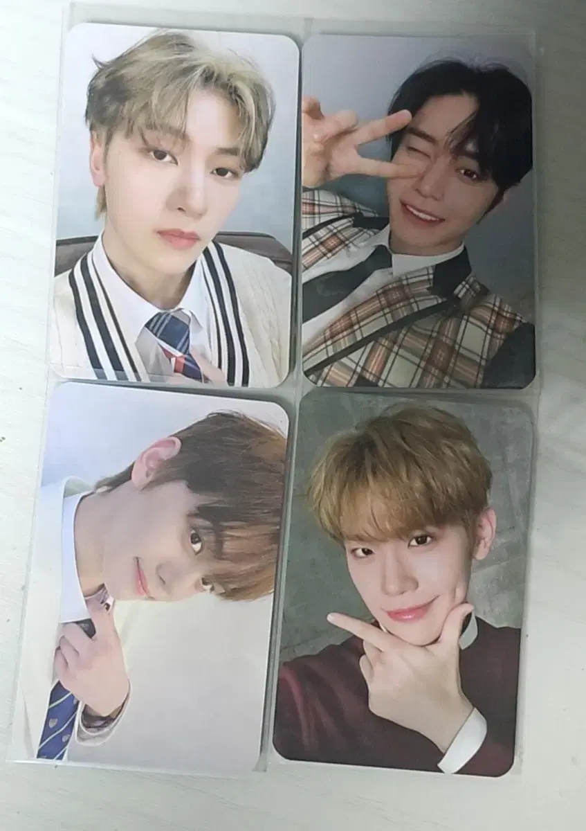 Zerobaseone SchoolLux photocard sells