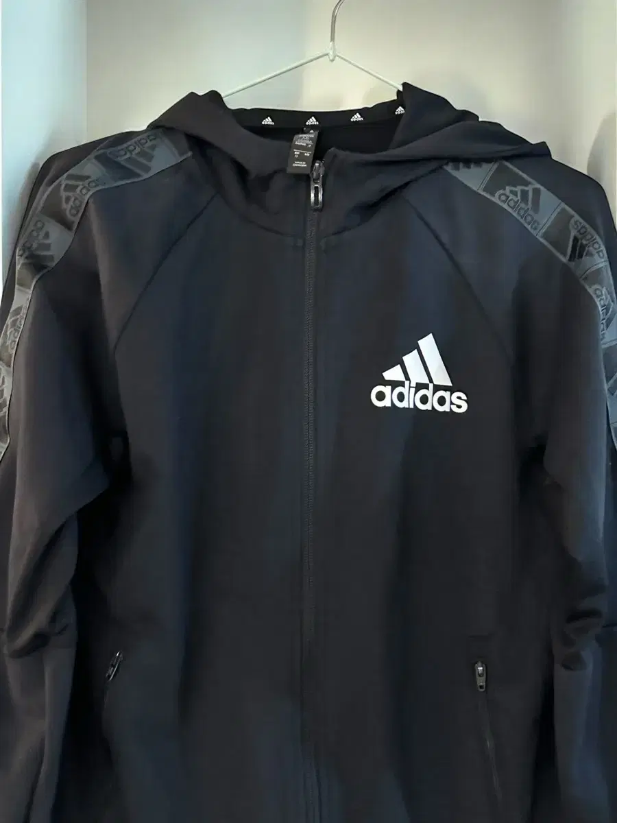 adidas zip-up jacket women's m