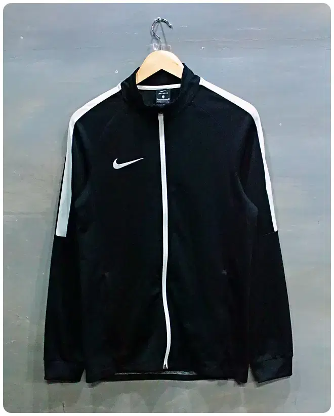 [S] Nike DryFit Academy Sideline Track Top Jersey