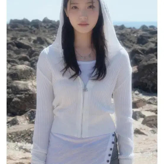 애즈온 NADIA SUMMER KNIT ZIP-UP