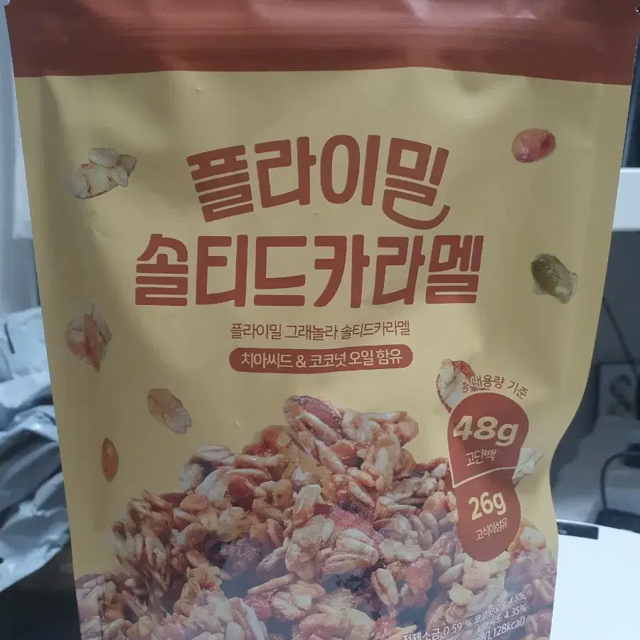 플라이밀 그래놀라 솔티드카라멜