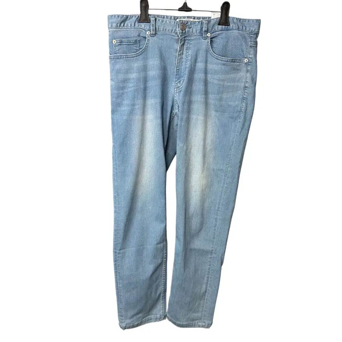 32 Hedges Light Blue Wash Denim Jeans