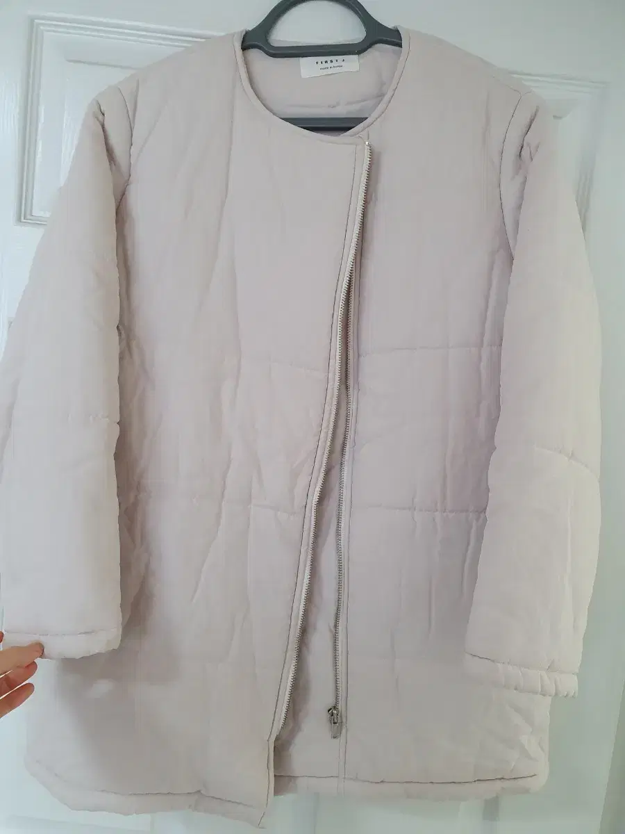 Ivory padded jacket Women's Freesize