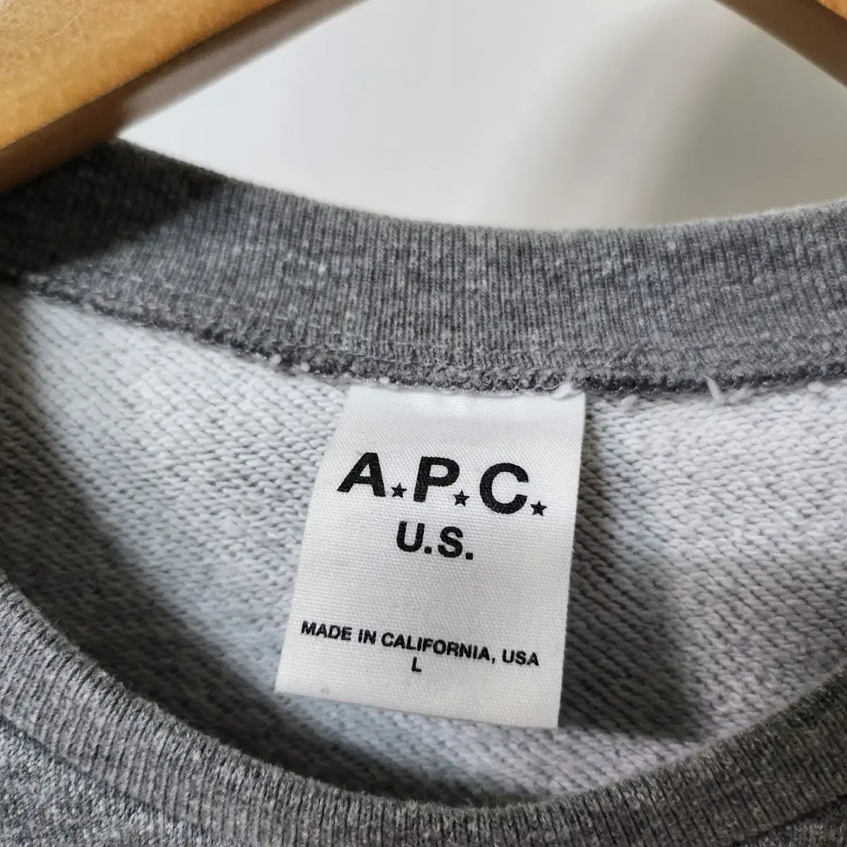 C736 [L] A.P.C US 아페쎄 일본판 맨투맨 티셔츠