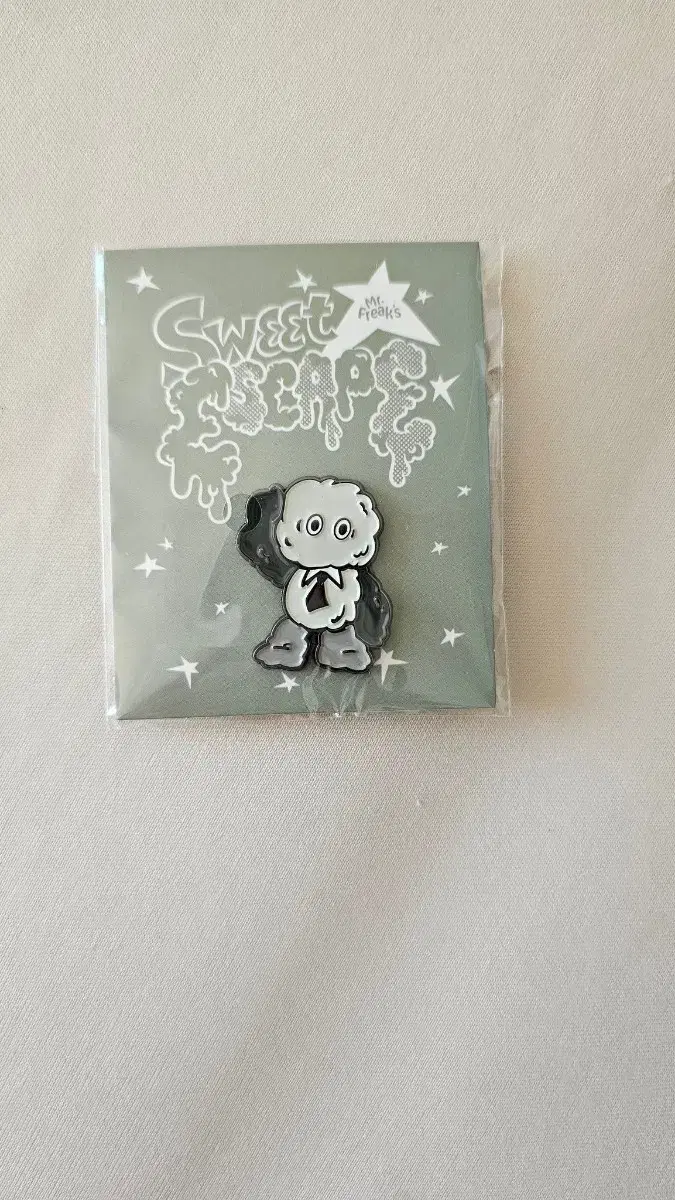 Shinee key 2024 Tokyo Sweet Escape MD WTS North Silk Badge