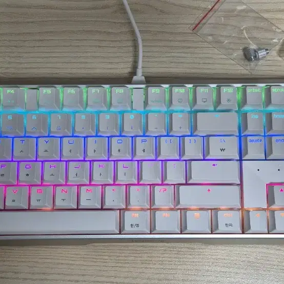 체리 MX BOARD 3.0S RGB 저소음 적축 키보드