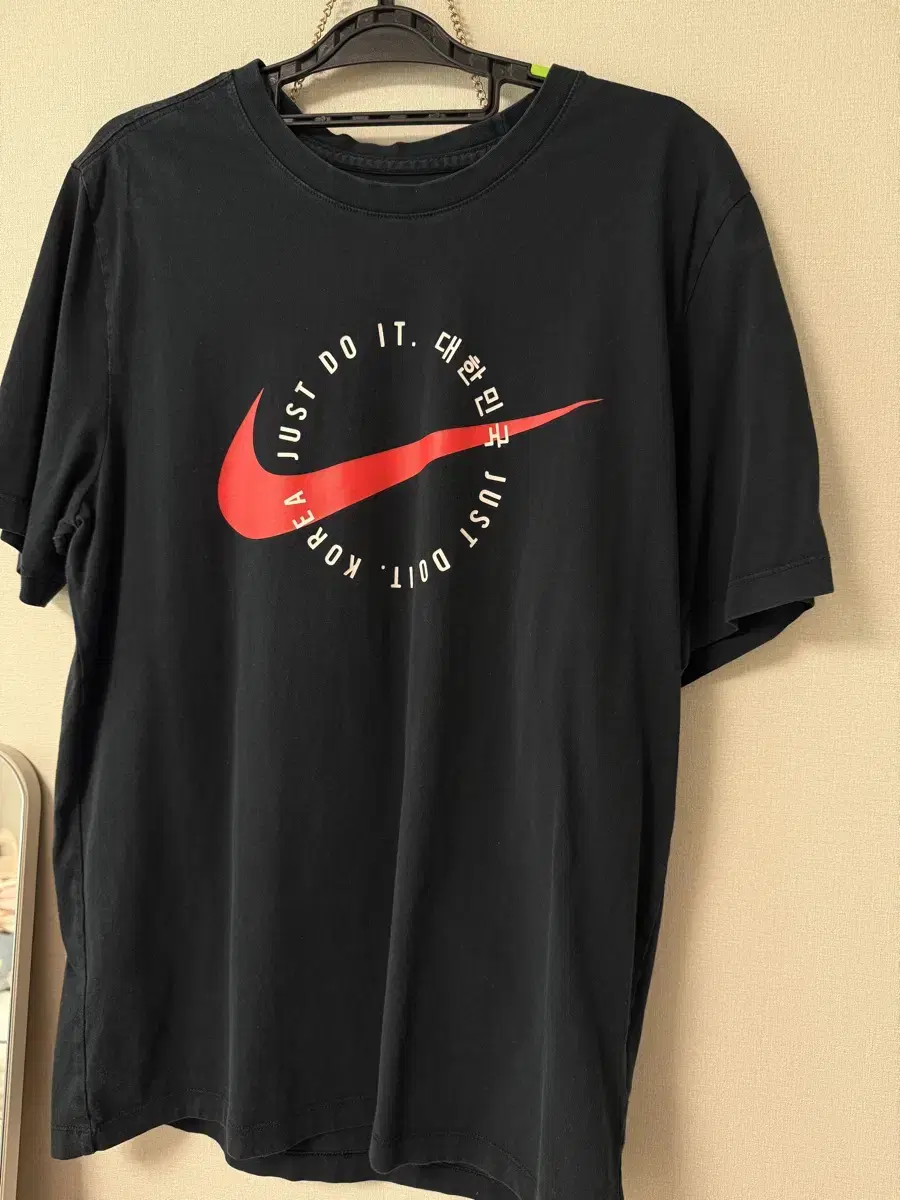 Nike Short Sleeve L (100-105)