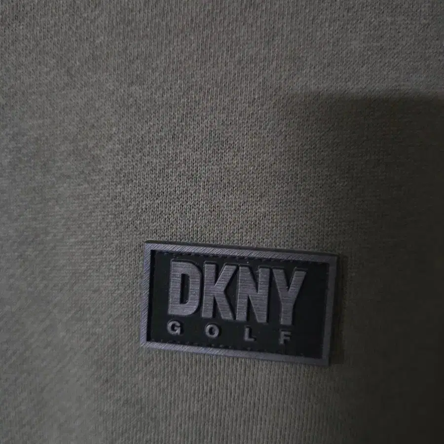 DKNY 골프  남자기모맨투맨 싸이즈110