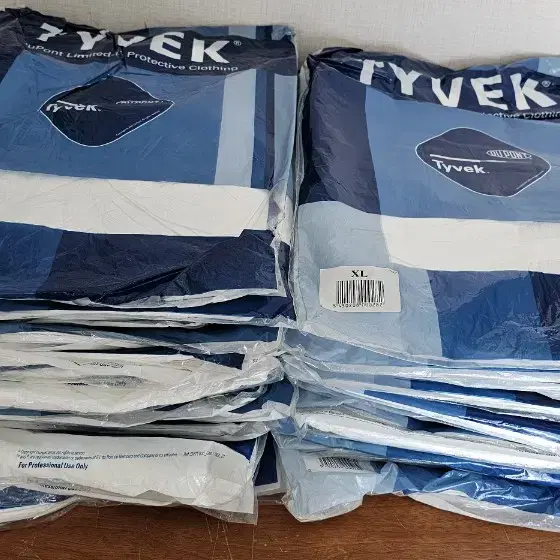 방한복 TYVEK  XL 판매 합니다