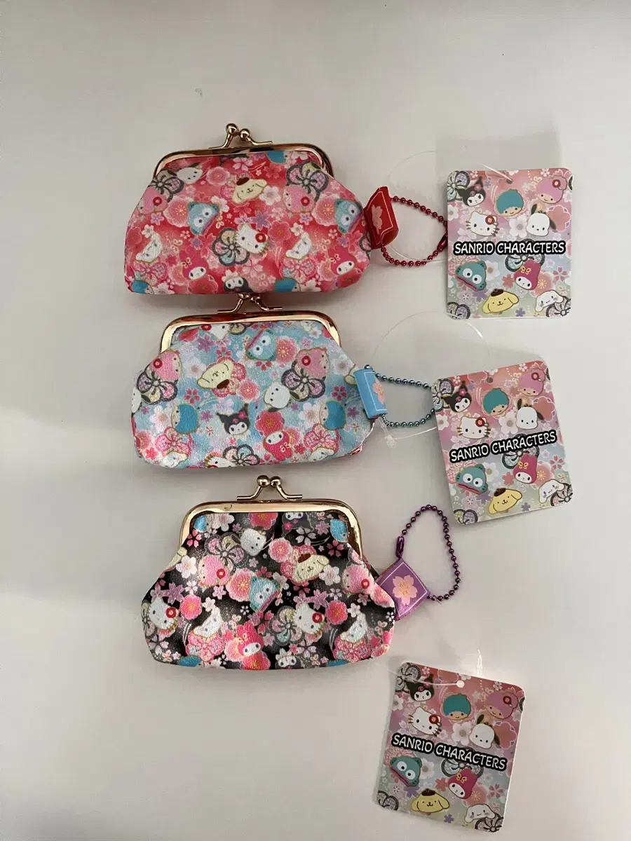 Genuine Japan / Sanrio Coin Purse Kamaguchi Keyring