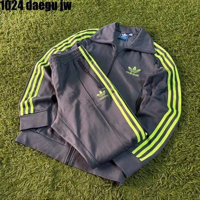 100 ADIDAS ZIPUP SET 아디다스 세트(상의+바지)