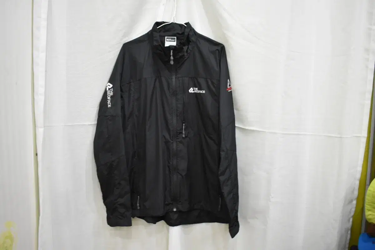 Redface Men's Windbreaker 100