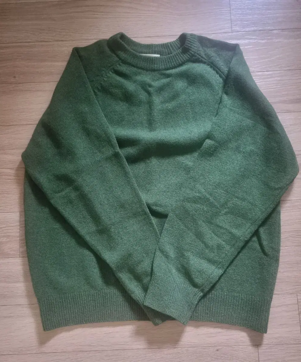 Thomas More Lambswool Roundknit Green Moss