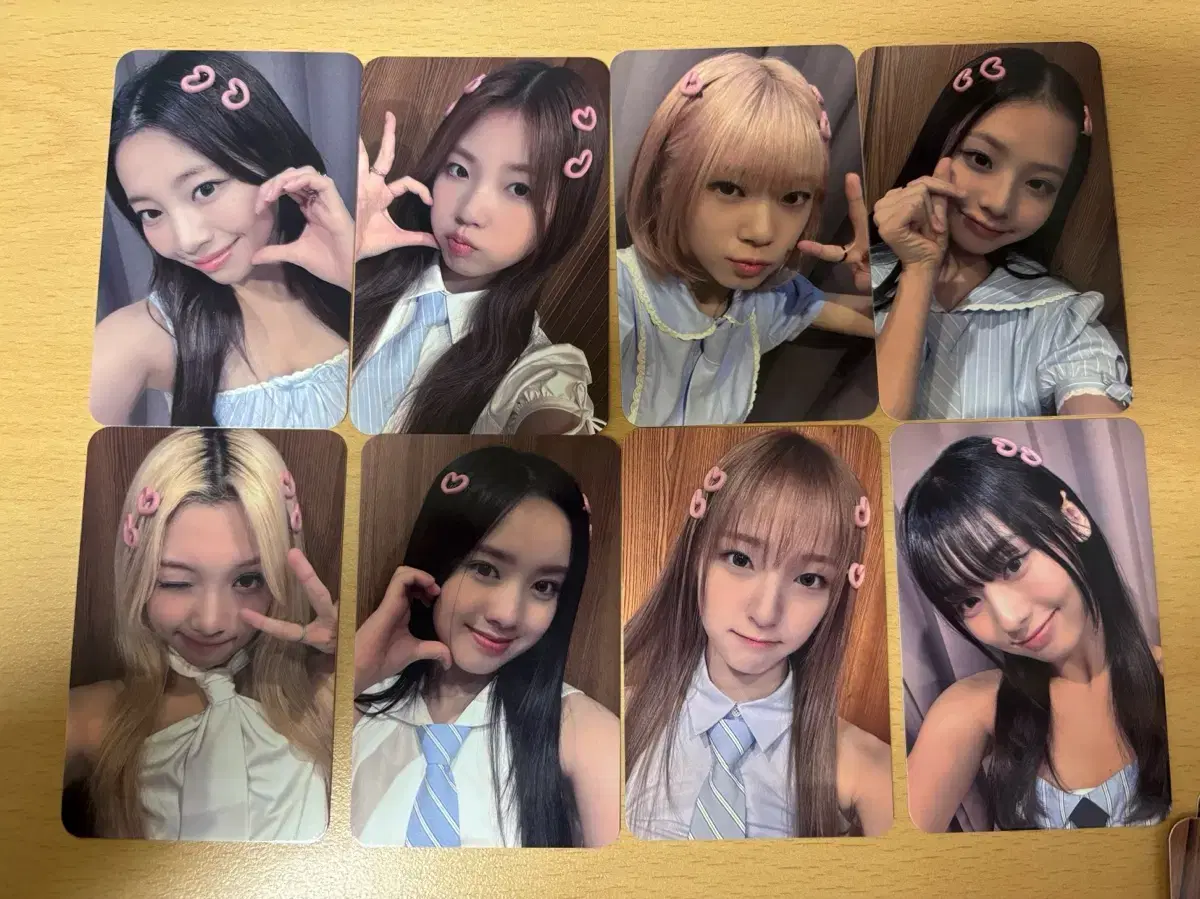 Eunice Curious jump up 1:1Youngtong Heartfinver unreleased photocard Set