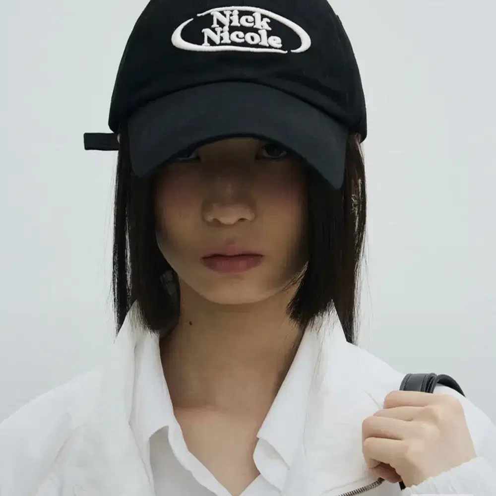 닉앤니콜 NICOLE SEOUL CIRCLE BALL CAP_BLACK