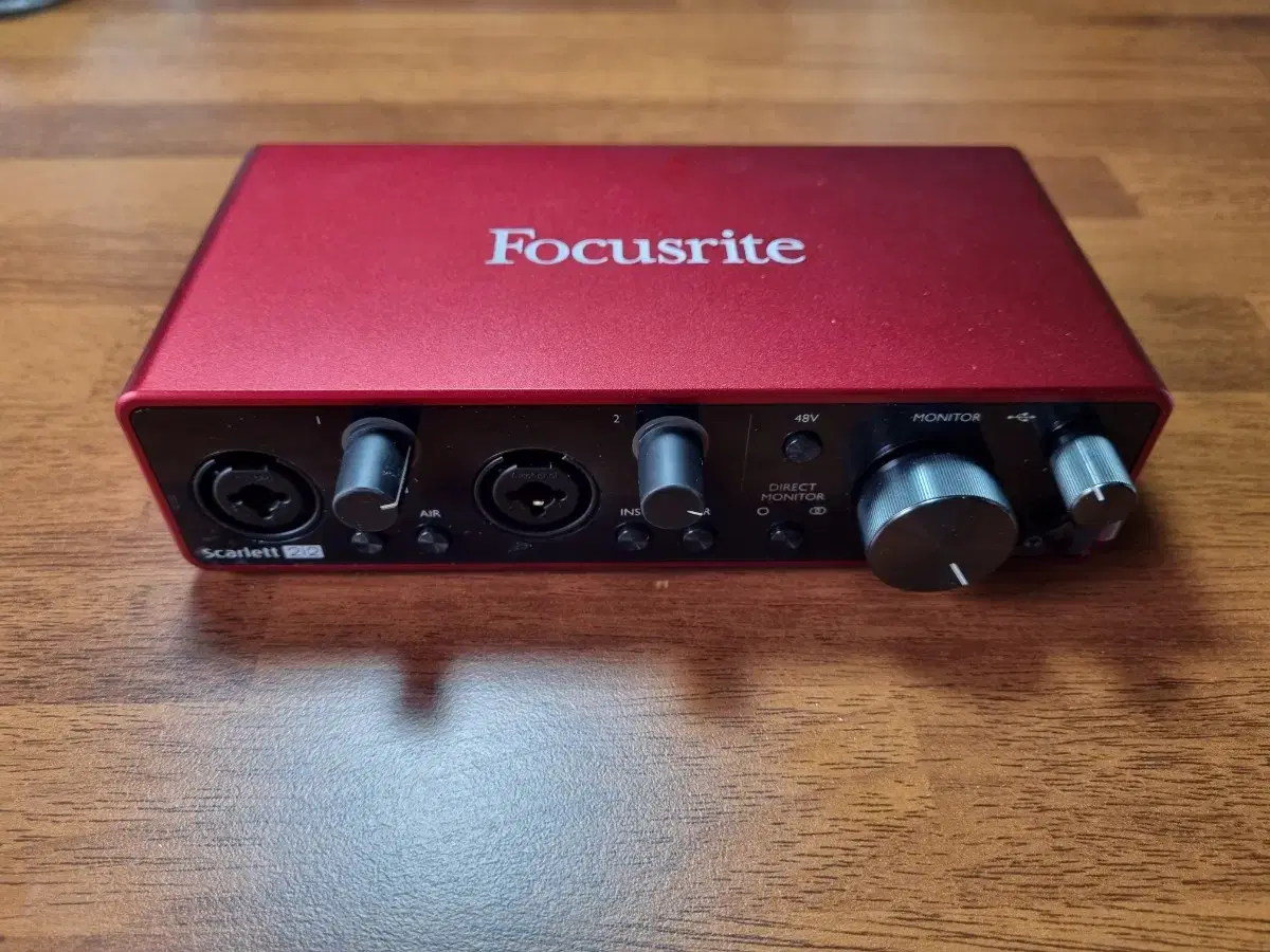 포커스라이트 focusrite  3세대  2i2