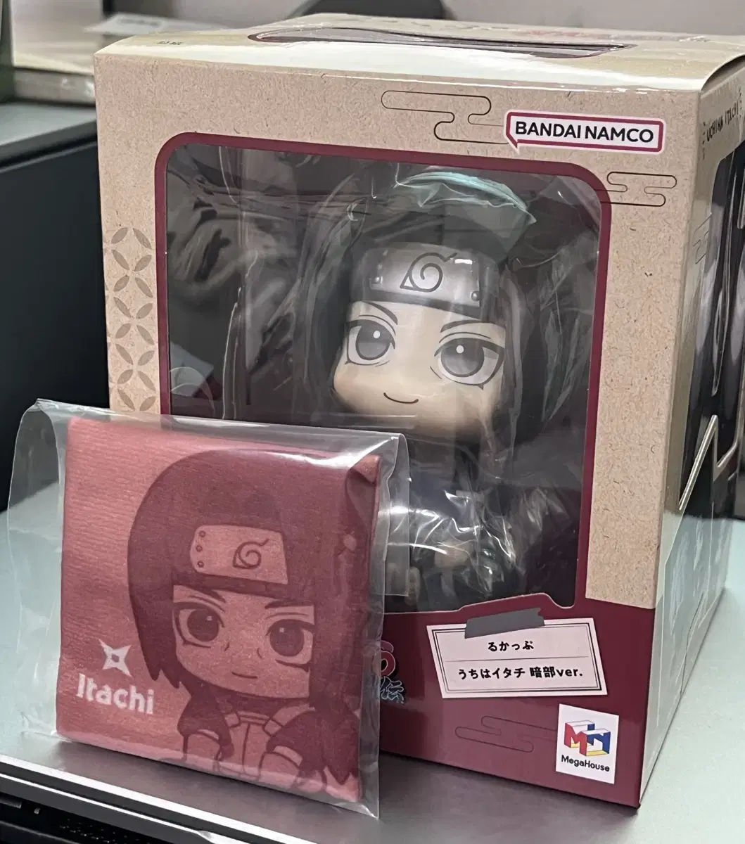 Naruto Ambu Itachi Lookup sealed (cushionO)