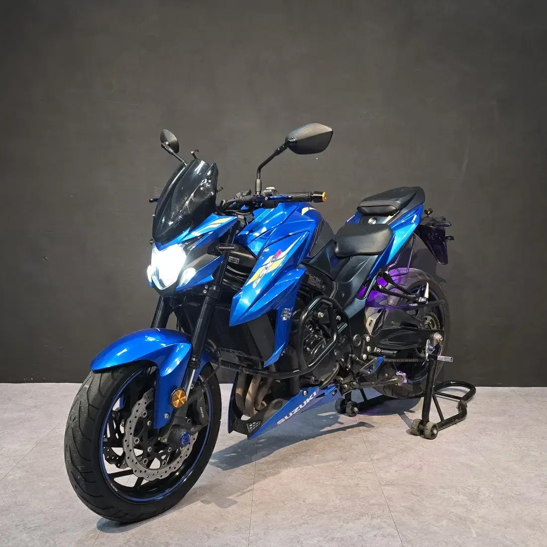 부산 19년식 스즈키 gsx-s750 블루 부산창원김해양산울산대구대전포항