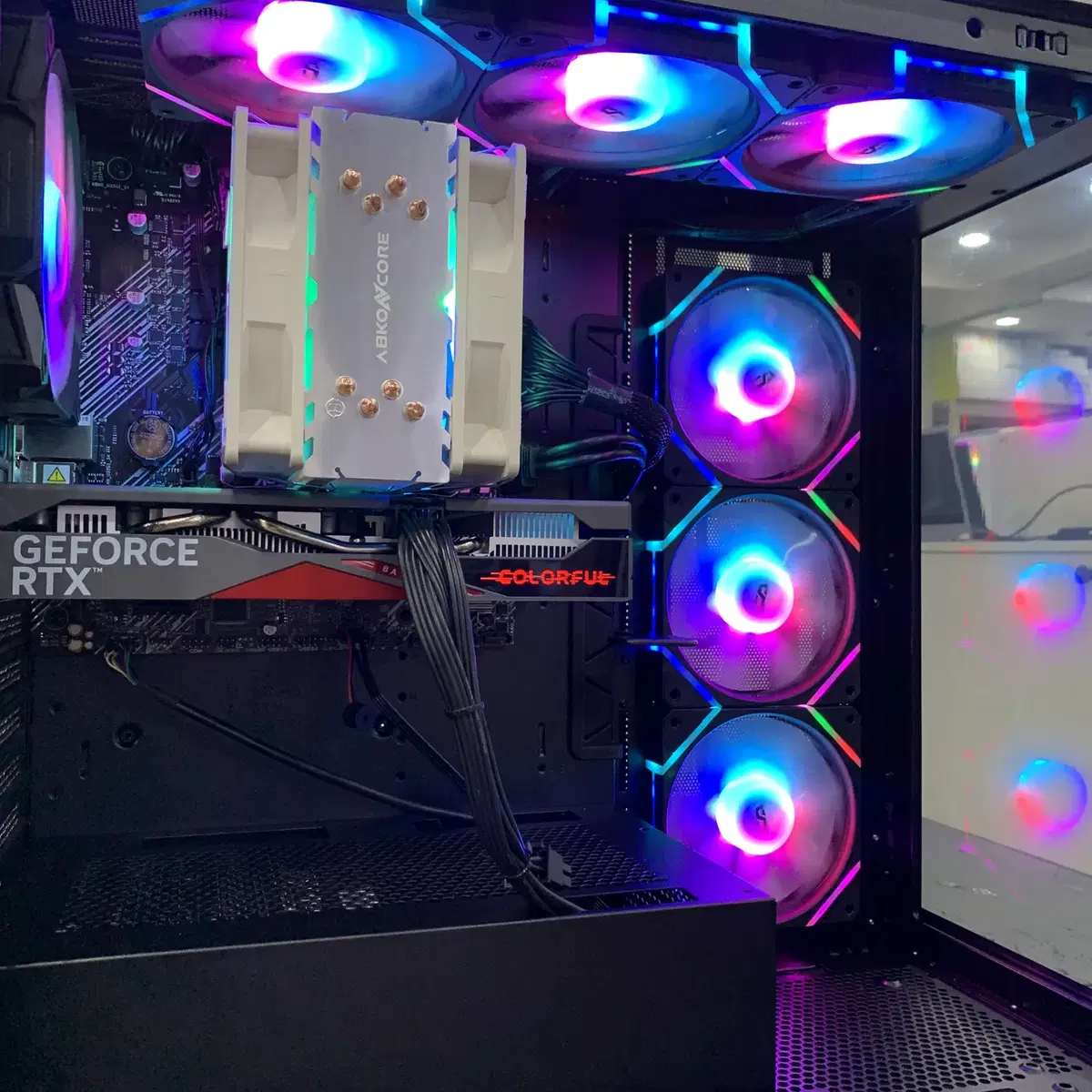 새상품 라이젠5600 RTX4060 게이밍컴퓨터 대전PC