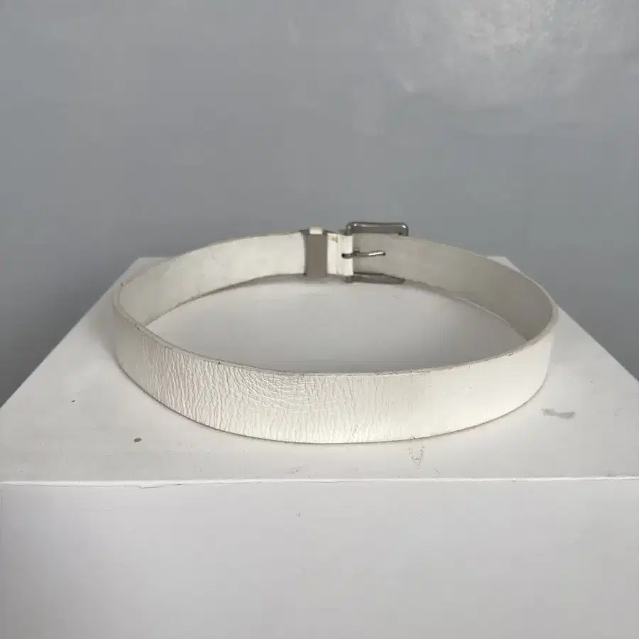 vintage levis white leather belt