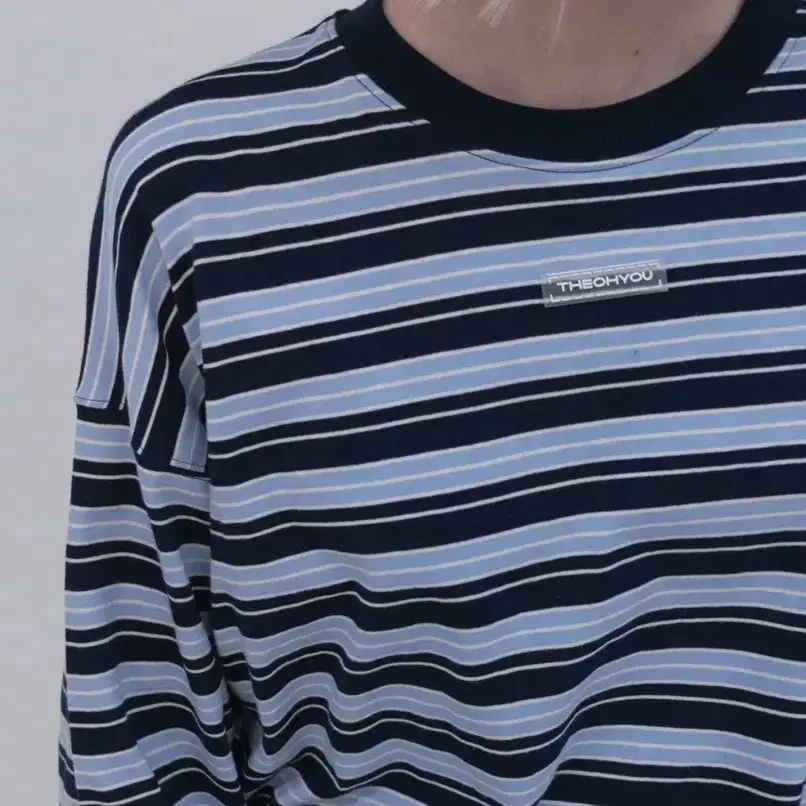 더오유 MULTI STRIPE T-SHIRT (NAVY)