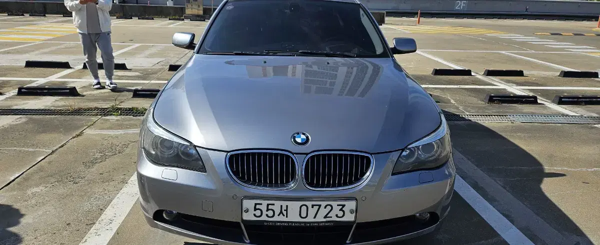 2006년식 BMW 523i