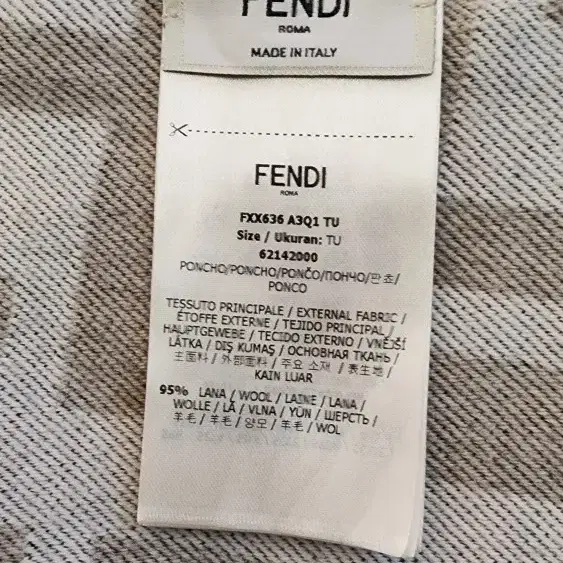 Fendi 여성 숄 판초그타일 숄