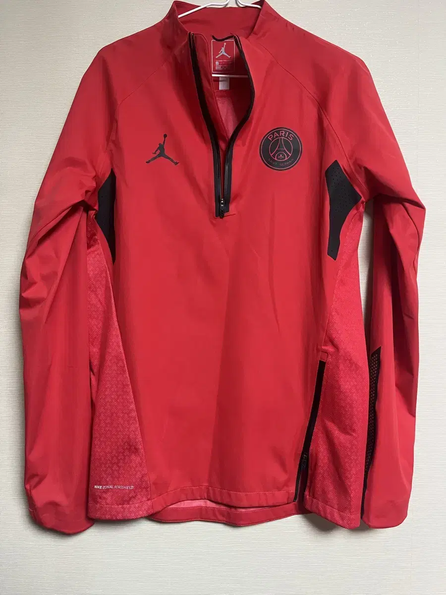 PSG 18-19 Windbreaker Jo Airshield Jordan