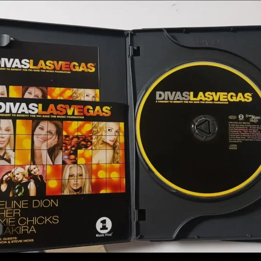 Divas Las Vegas DVD