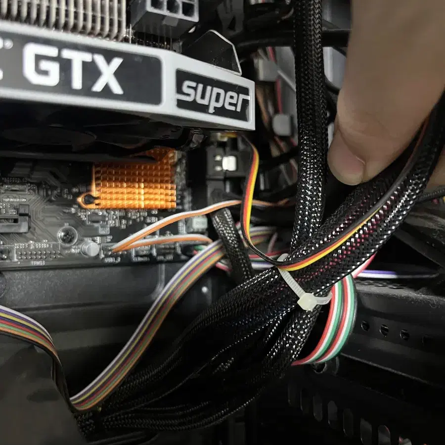 서든 롤 전용그래픽카드 gtx960 메인보드 b150 팝니다