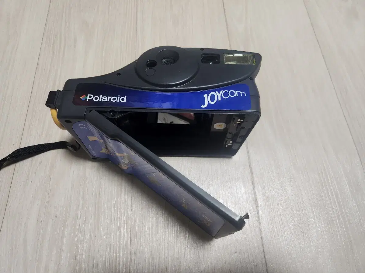 Polaroid joycam