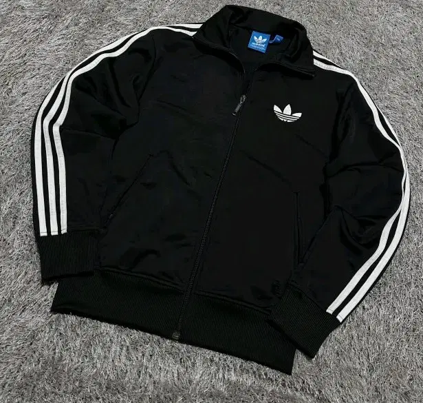 Adidas Black and White Firebird Tracktop Jersey Zip Up 90-95