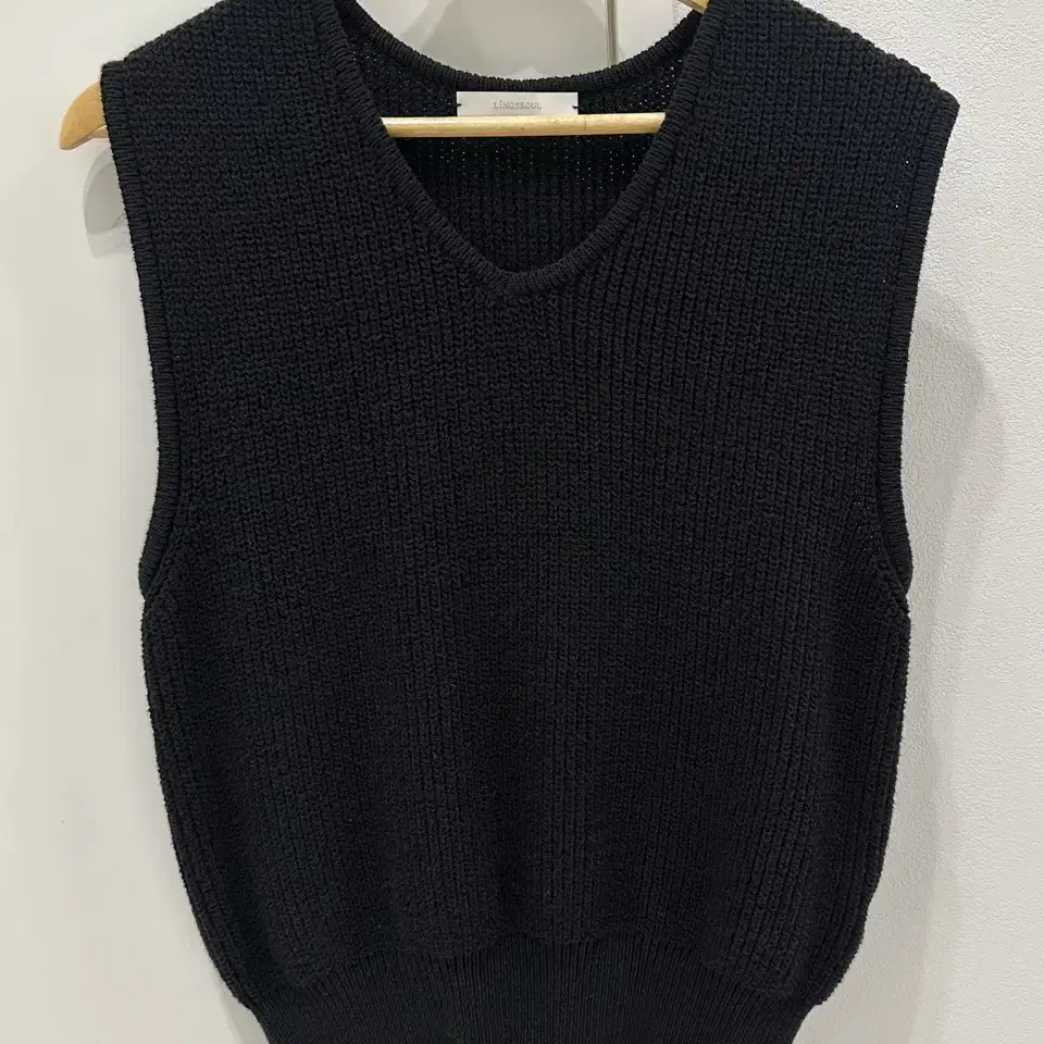 링서울 니트 조끼 knit vest