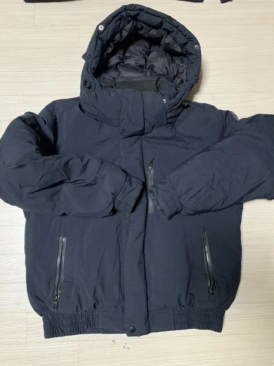 Kolon Sports Aviation Padded Jacket