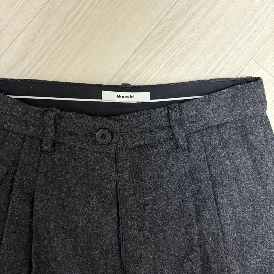 문달 울 슬랙스 wool slacks