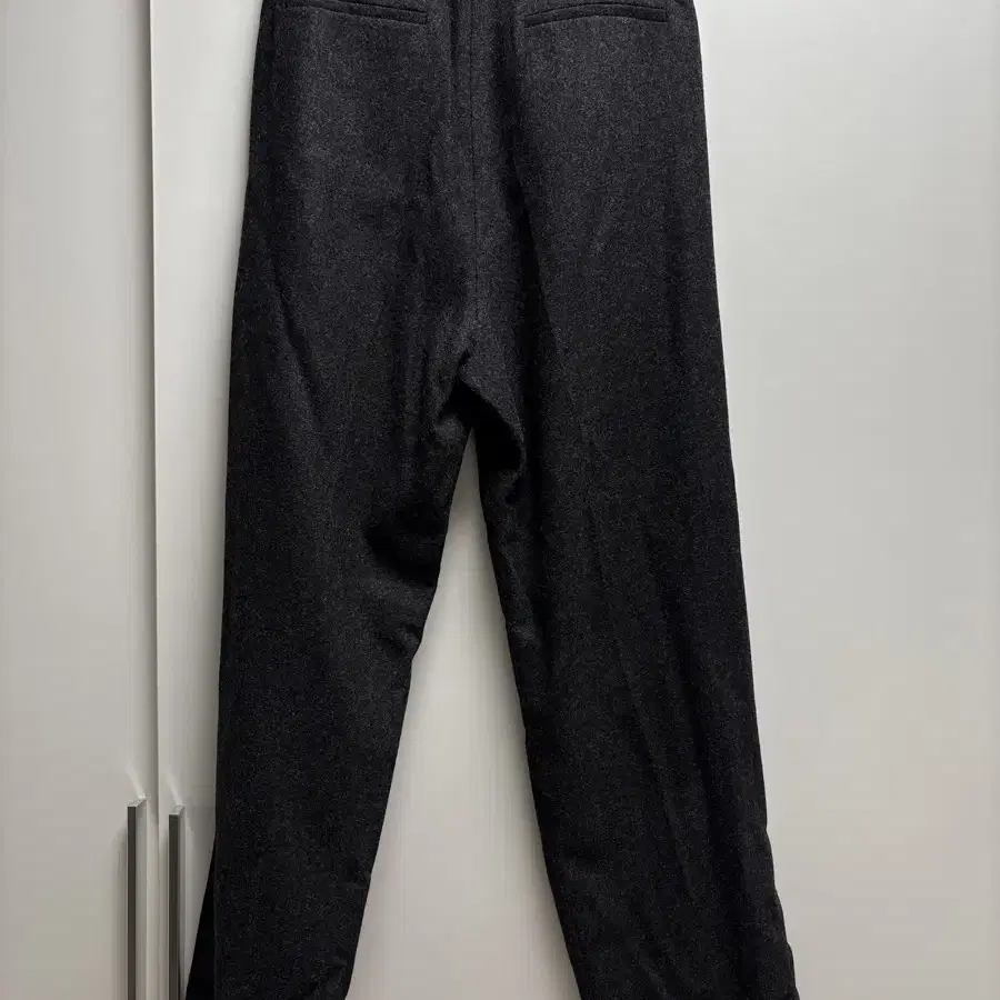 문달 울 슬랙스 wool slacks