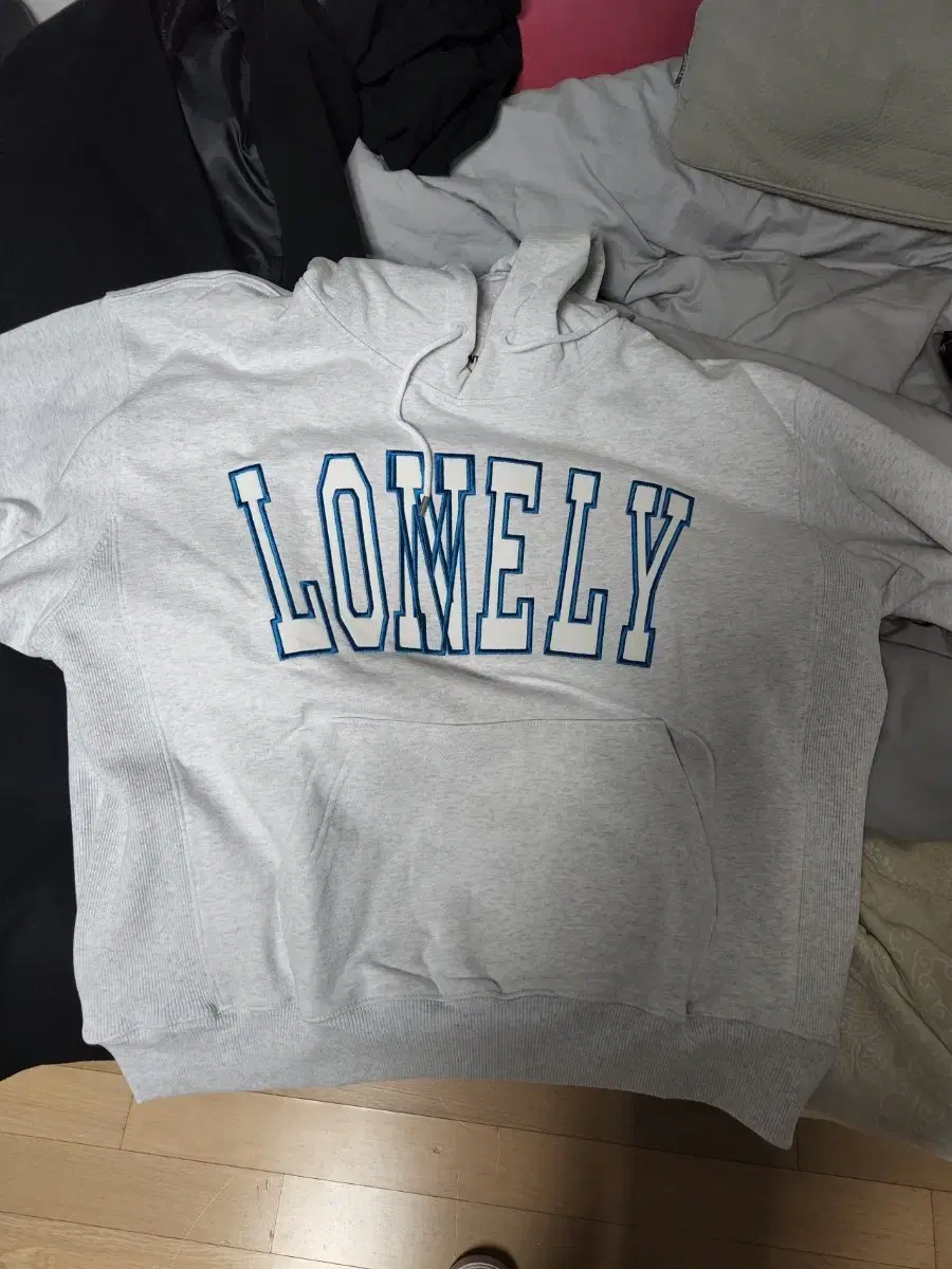 Noang lonely hoodie L