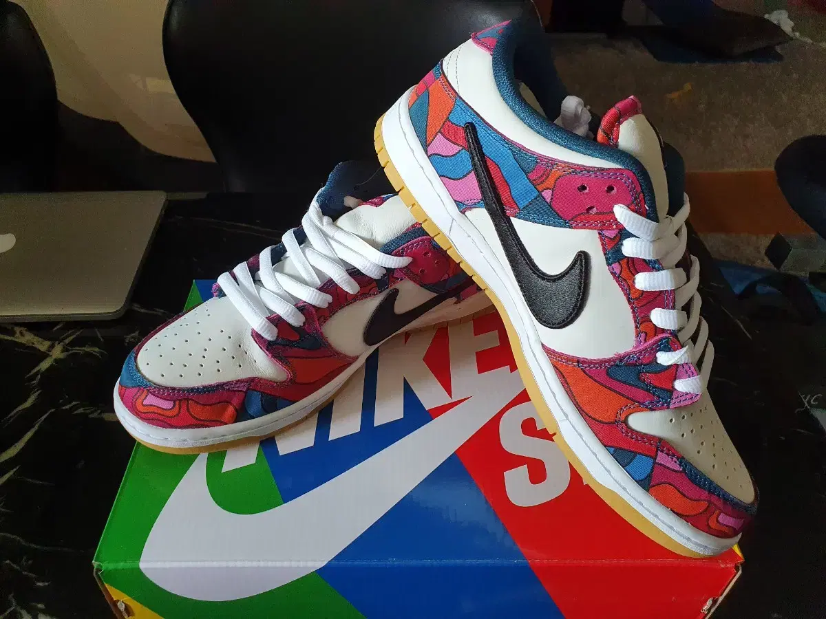 Nike  Parra SB Dunk Low Pro Abstract Ar