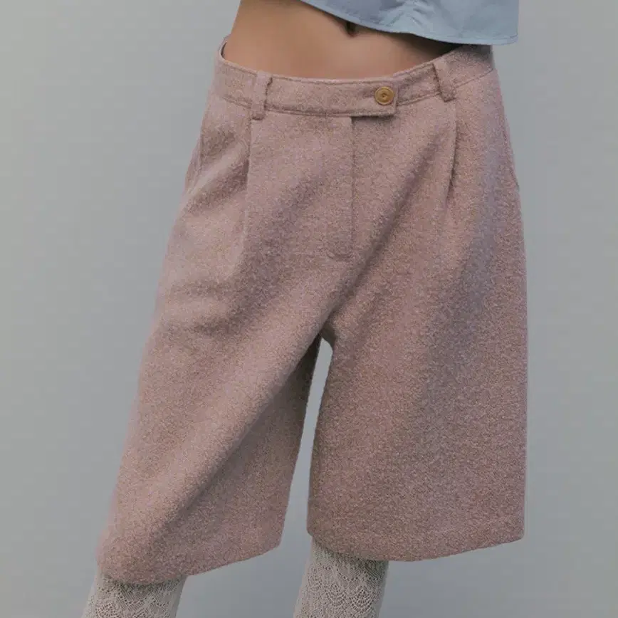 오버듀플레어 preppy wool half pants pink 하프팬츠