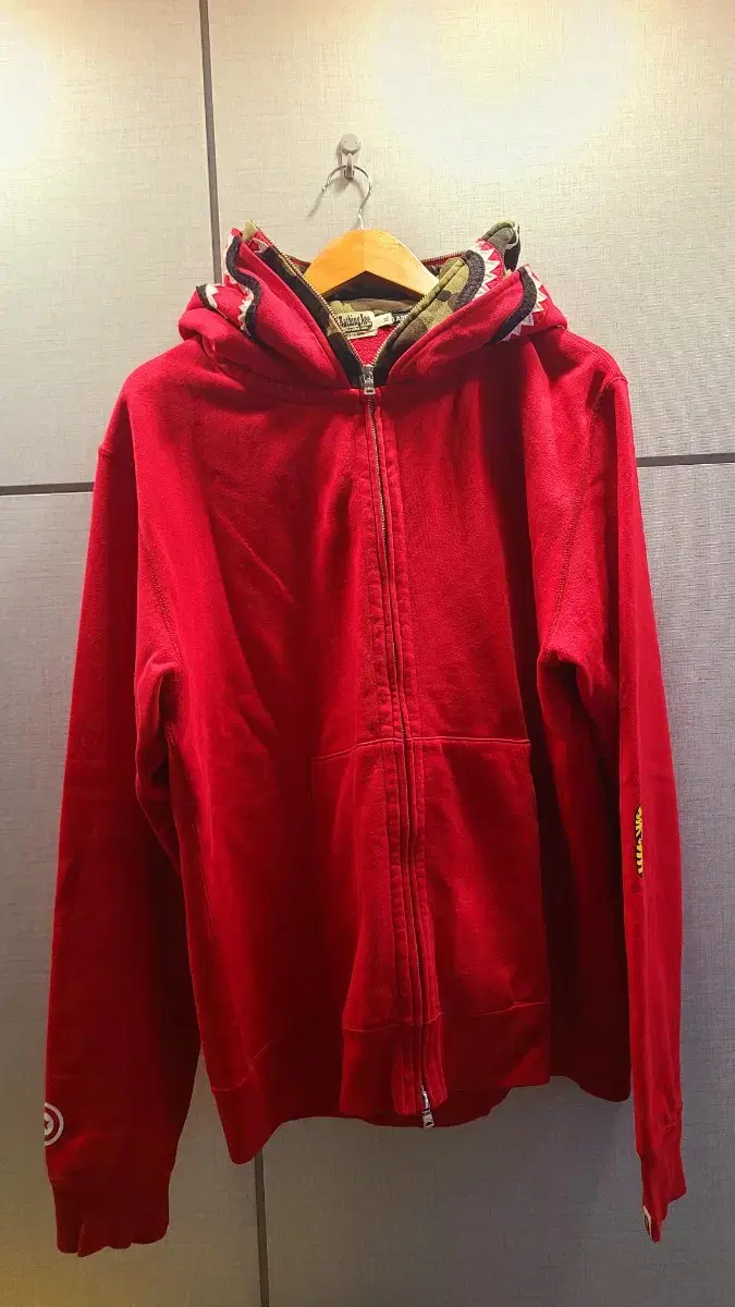 [XL]Vape Double Shark HoodieZipped Up Red